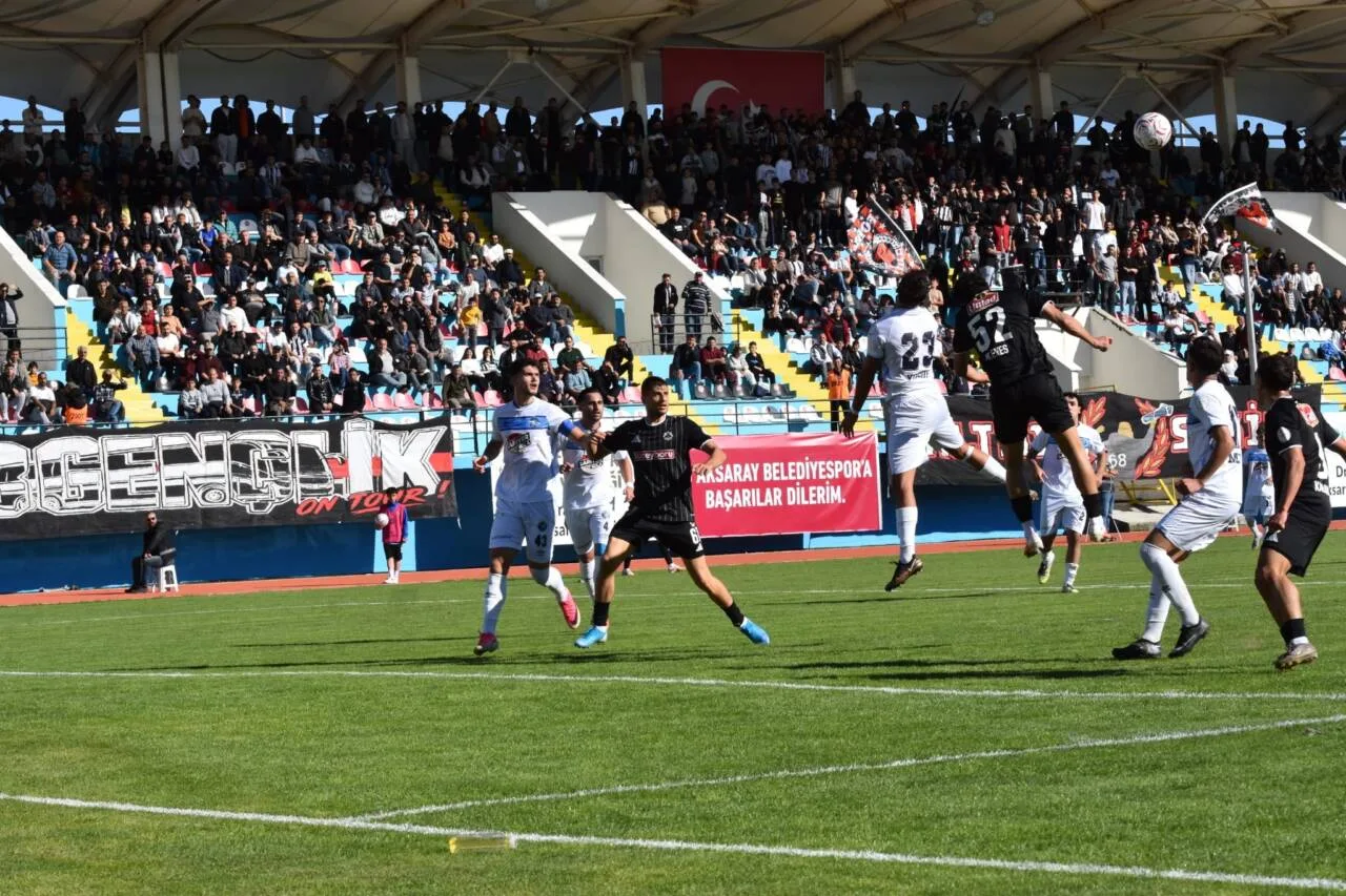 68 Aksaray Belediyespor, sahasında Adana Demirspor’u 2-0 yen